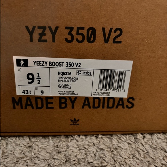 Yeezy Boost 350 V2 “Bone” - Picture 5 of 5